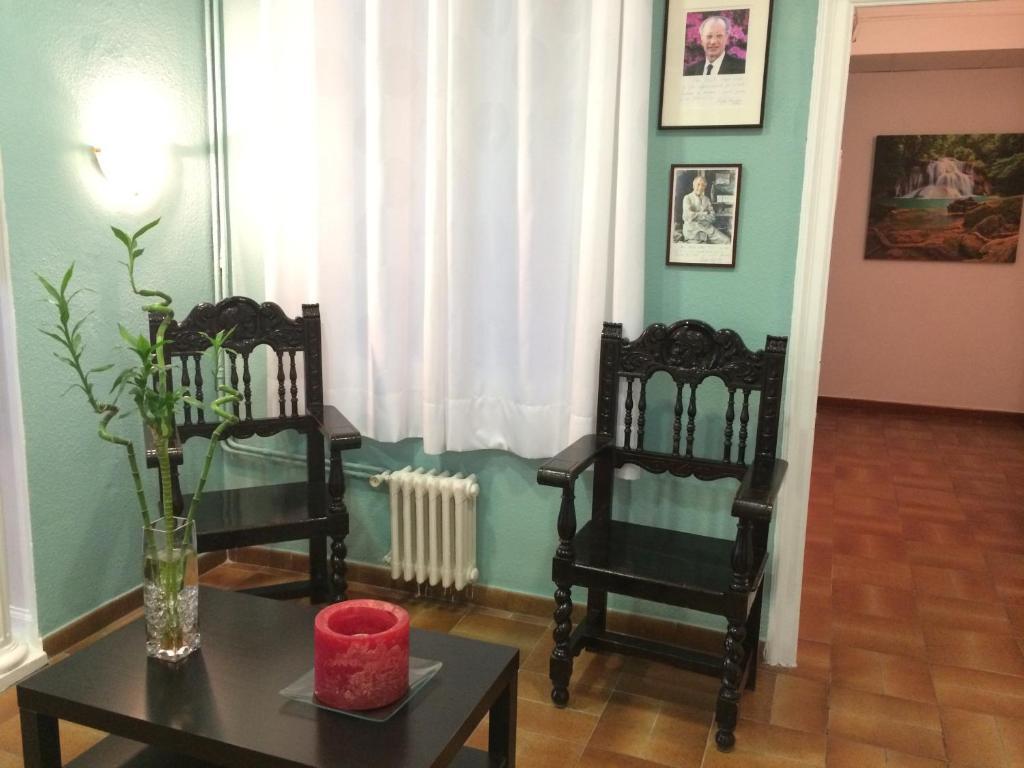 Hostal Valls Barcelona Exterior foto